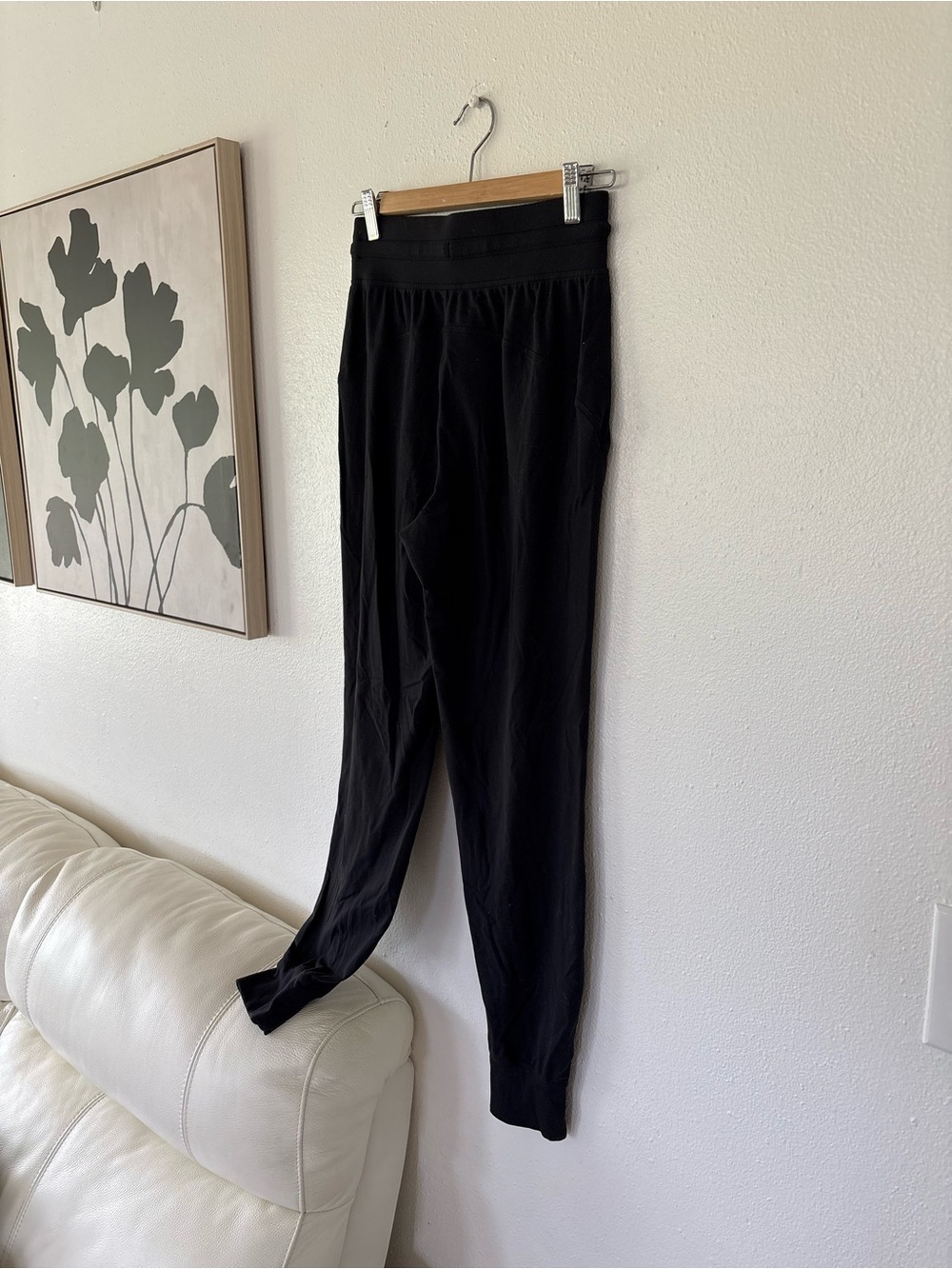 Lululemon Black Drawstring Align Joggers M - Picture 6 of 7
